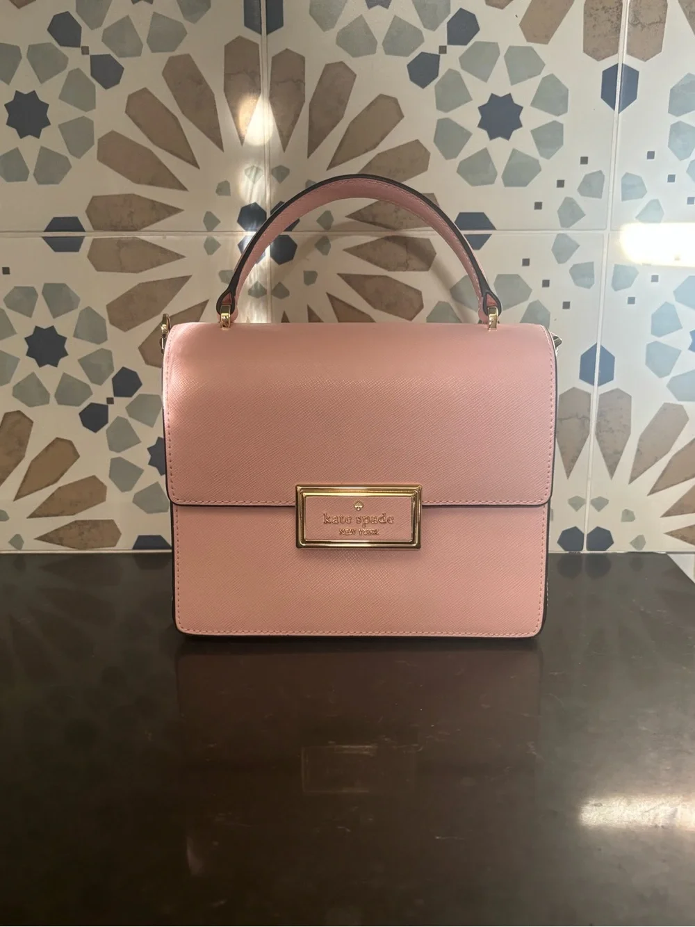 Kate spade pink handbag with gold hardware, brand new never used
